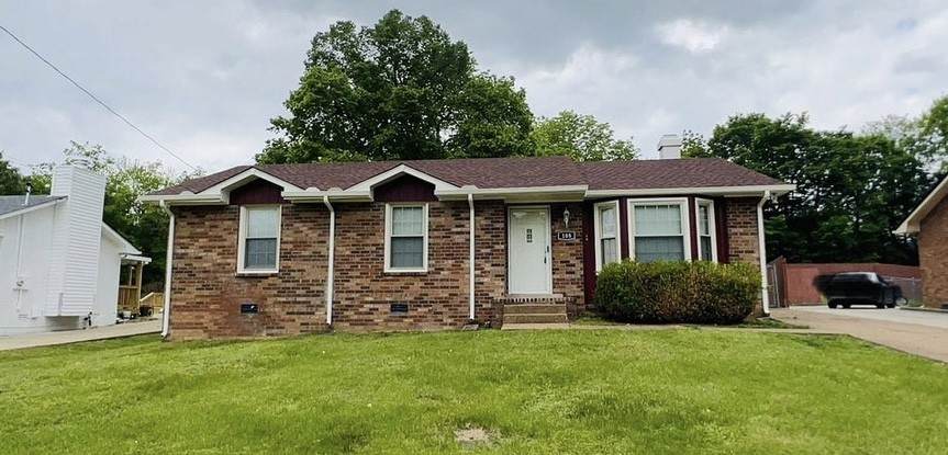 108 Ryan Dr - Photo 1