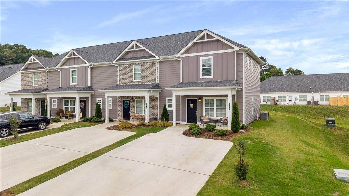https://bt-photos.global.ssl.fastly.net/nashville/orig_boomver_1_RTC3223415-1.jpg