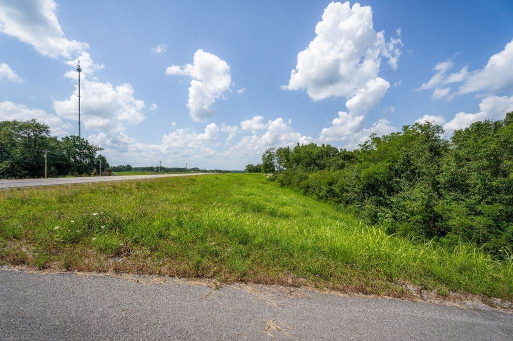 https://bt-photos.global.ssl.fastly.net/nashville/orig_boomver_1_RTC3225063-1.jpg