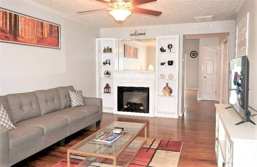 2120 Lebanon Pike - Photo 1