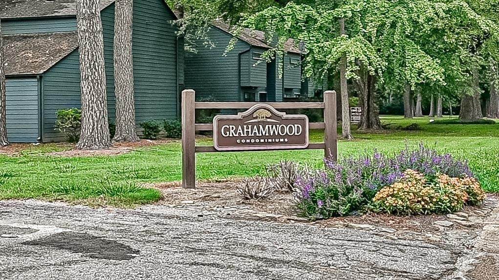 3967 Grahamdale Cir - Photo 1