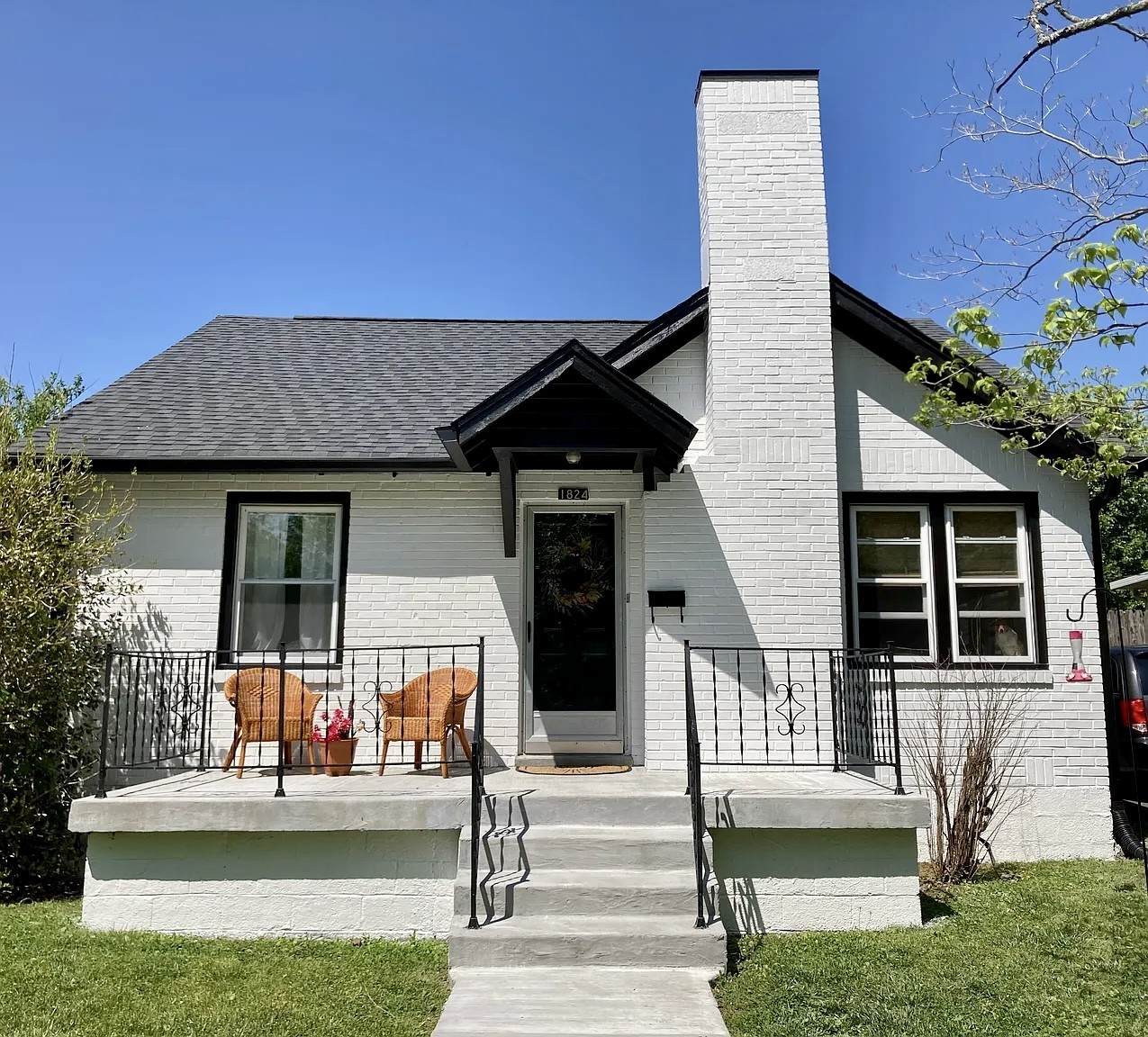 1824 Dimple Ct - Photo 1