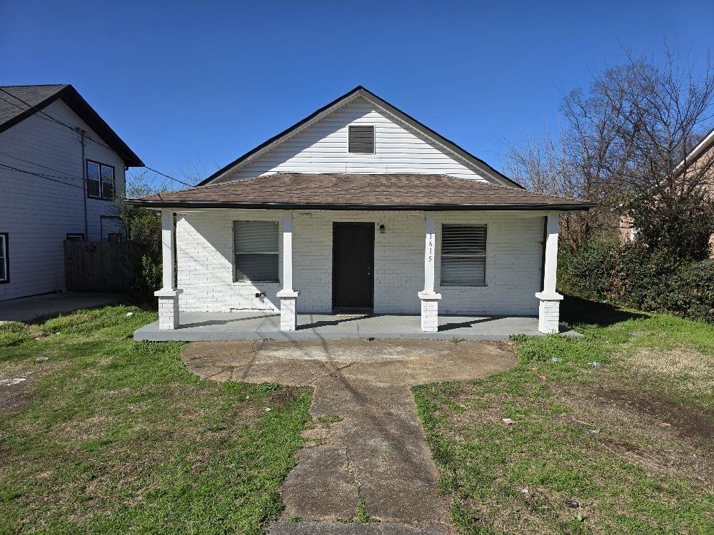 1615 23rd Ave - Photo 1