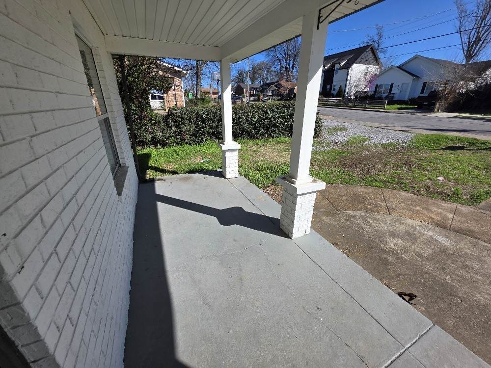 https://bt-photos.global.ssl.fastly.net/nashville/orig_boomver_1_RTC3231388-1.jpg