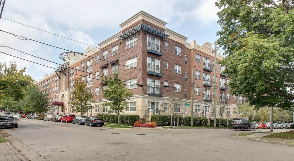 3000 Vanderbilt Pl - Photo 1