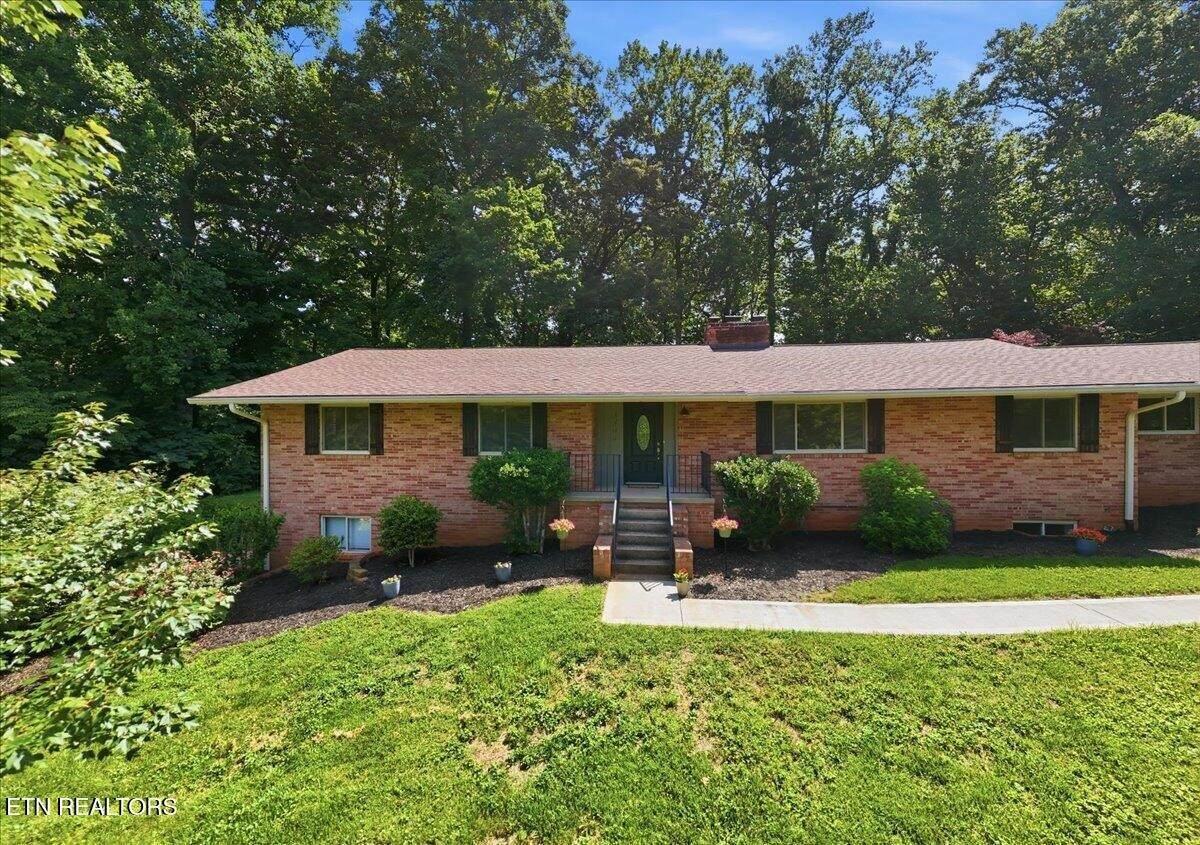 3304 Sw Timberlake Drive - Photo 1