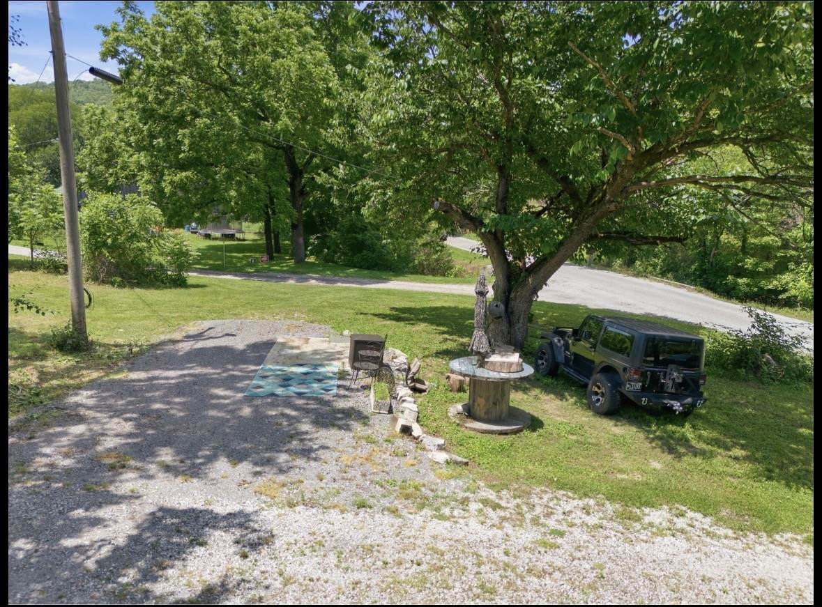 https://bt-photos.global.ssl.fastly.net/nashville/orig_boomver_1_RTC3232858-1.jpg