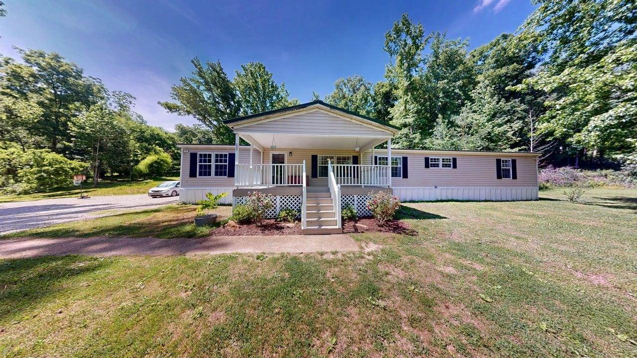 4805 Love Branch Rd - Photo 1