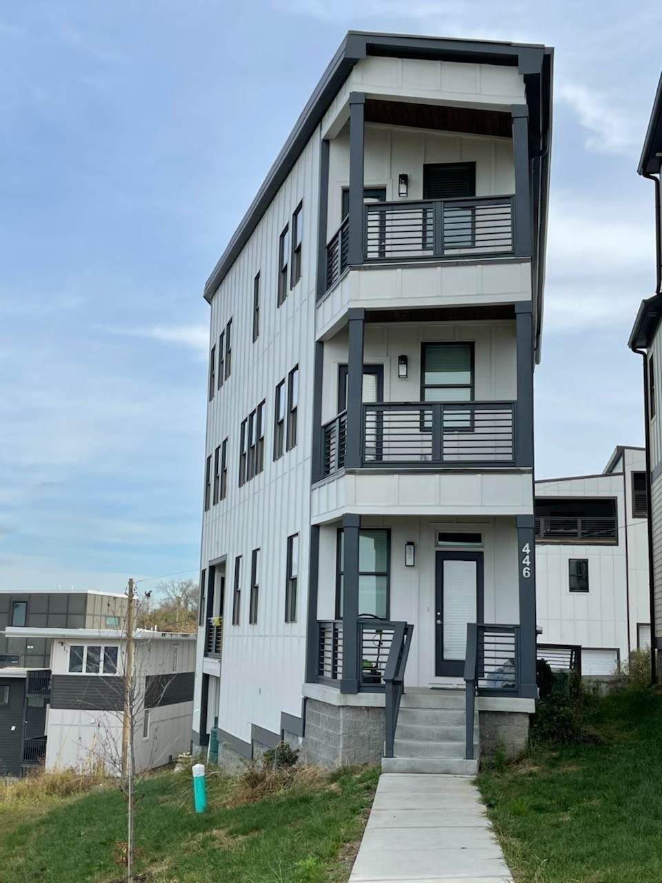 446 37th Ave - Photo 1