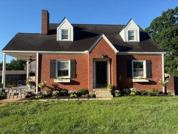 1003 Graybar Ln - Photo 1