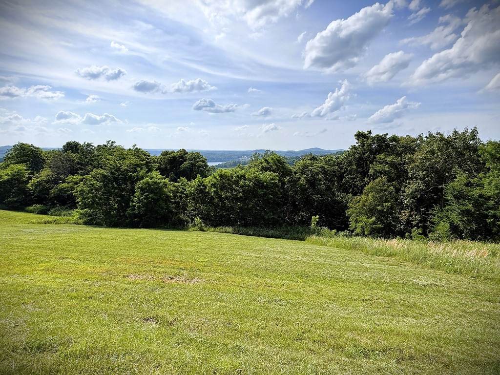 https://bt-photos.global.ssl.fastly.net/nashville/orig_boomver_1_RTC3243295-1.jpg