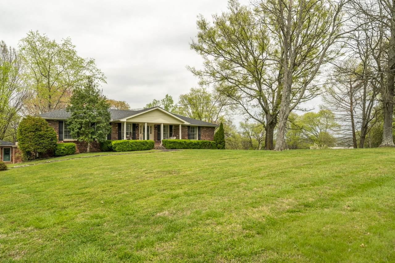 https://bt-photos.global.ssl.fastly.net/nashville/orig_boomver_1_RTC3243495-1.jpg