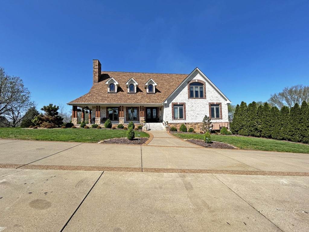 110 Giles Ln - Photo 1