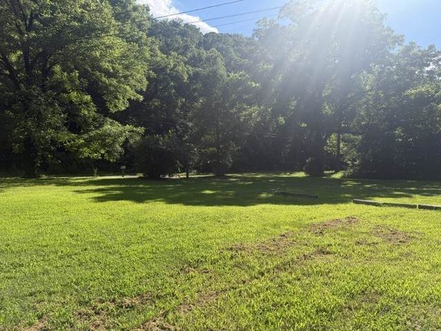 https://bt-photos.global.ssl.fastly.net/nashville/orig_boomver_1_RTC3245576-1.jpg