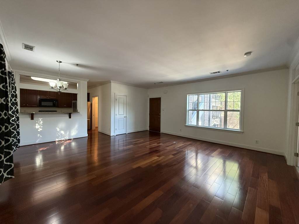 303 Criddle St - Photo 1