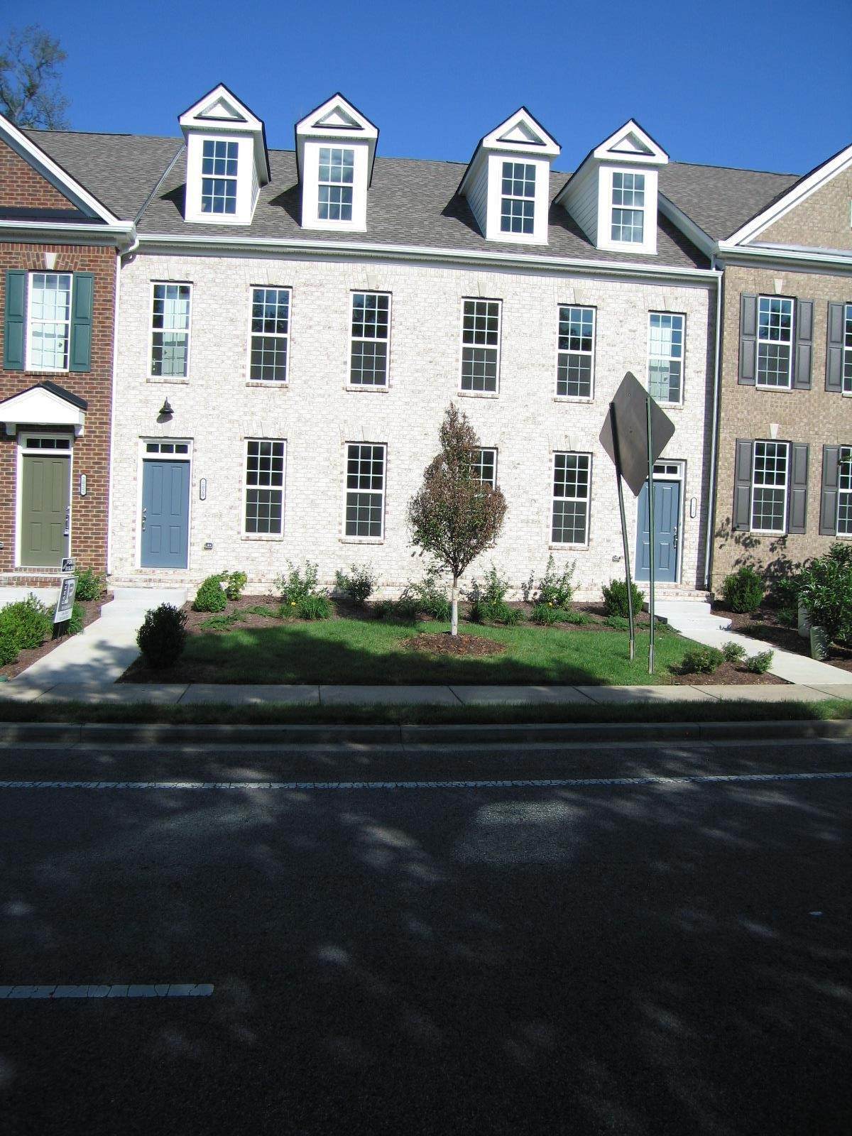 2018 Middle Tennessee Blvd - Photo 1