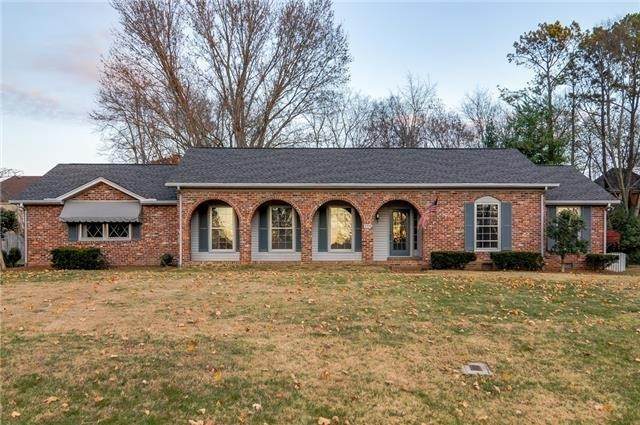 111 Arlington Place - Photo 1