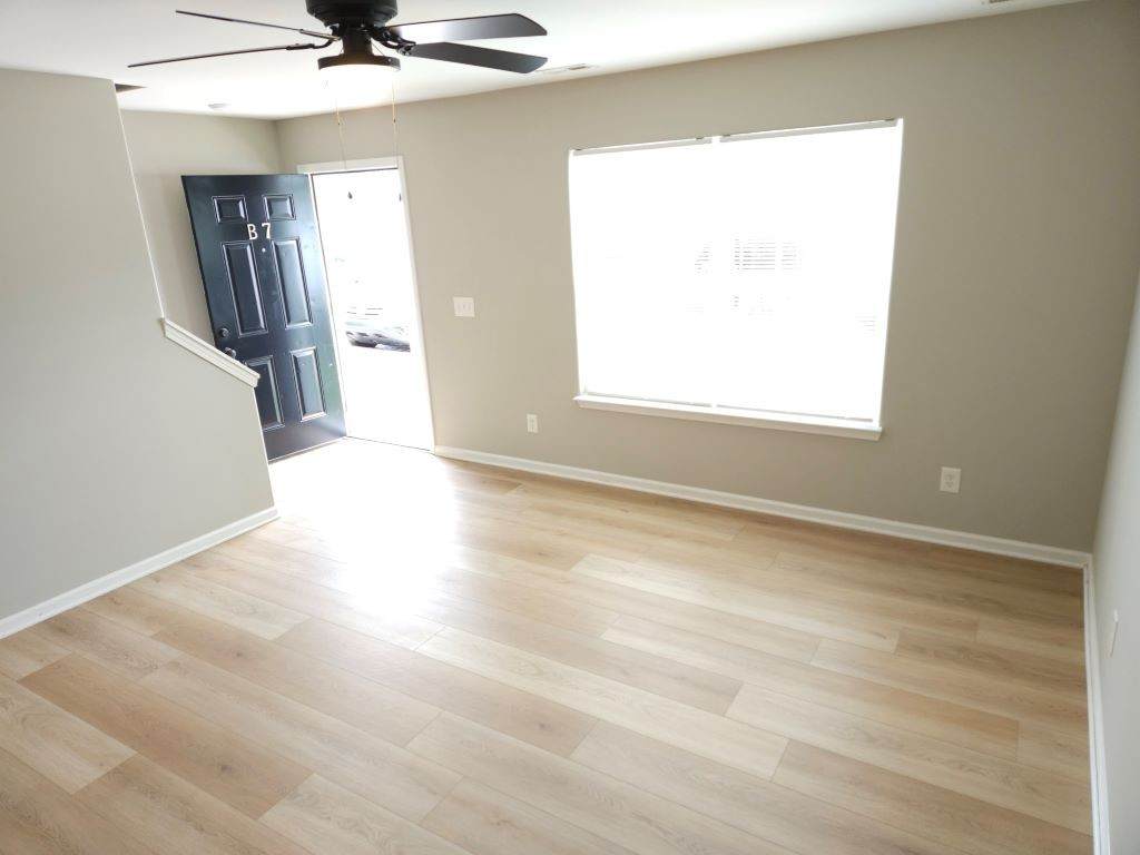https://bt-photos.global.ssl.fastly.net/nashville/orig_boomver_1_RTC3255709-1.jpg