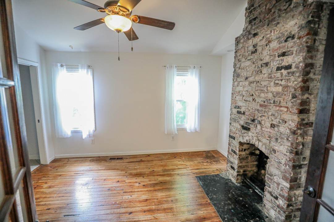 https://bt-photos.global.ssl.fastly.net/nashville/orig_boomver_1_RTC3255996-1.jpg