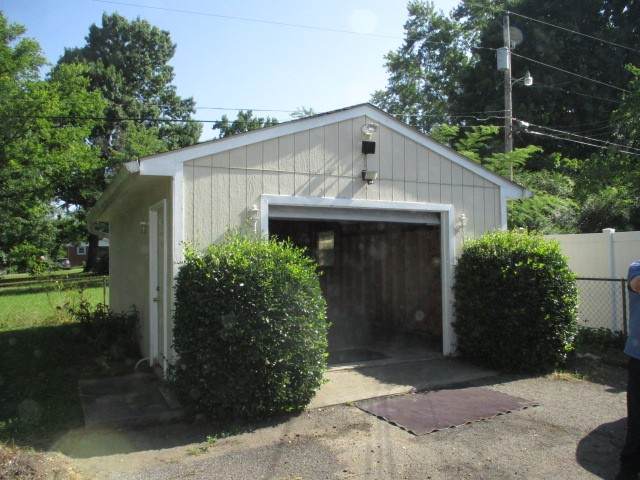 https://bt-photos.global.ssl.fastly.net/nashville/orig_boomver_1_RTC3256000-1.jpg
