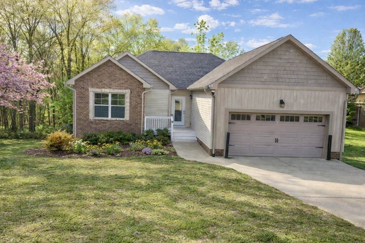 250 Wagoners Way - Photo 1