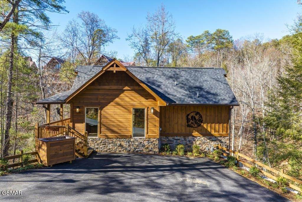 1110 Rocky Creek Way - Photo 1