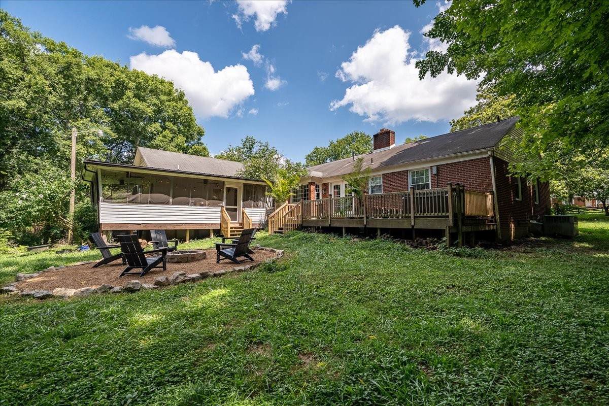 https://bt-photos.global.ssl.fastly.net/nashville/orig_boomver_1_RTC3258325-1.jpg