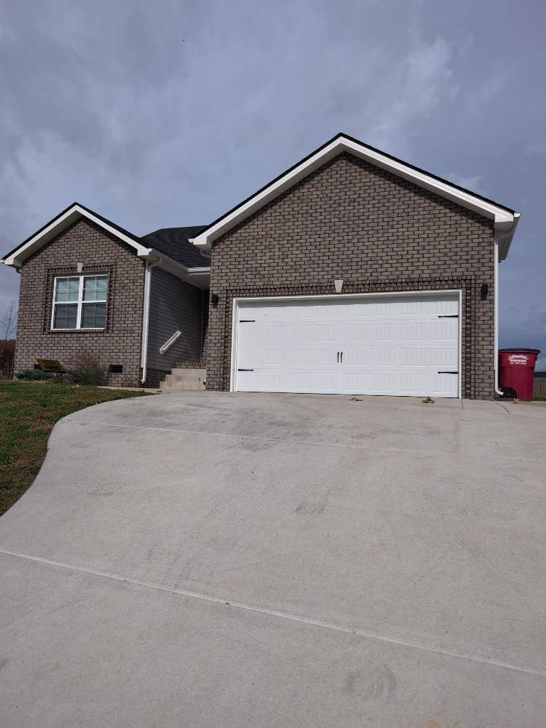 1113 Hand Ct - Photo 1