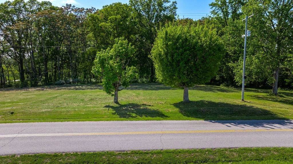 105 Riggs Rd - Photo 1