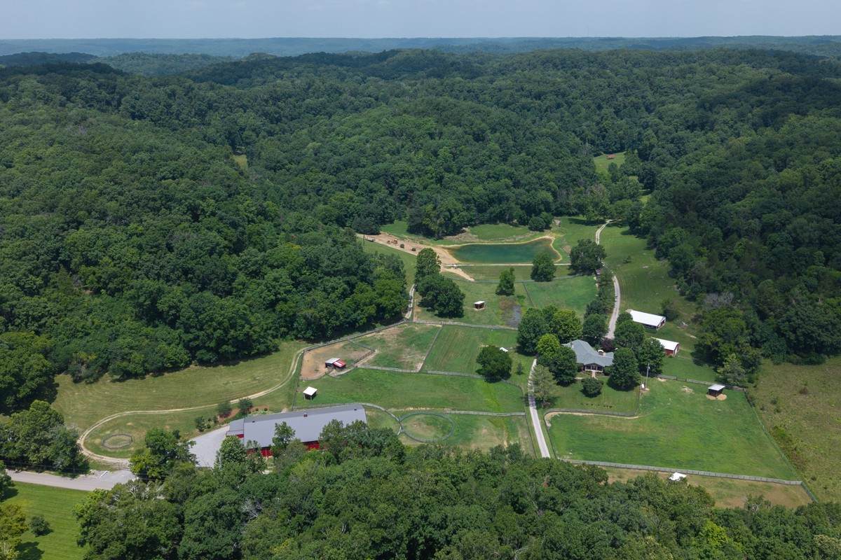 https://bt-photos.global.ssl.fastly.net/nashville/orig_boomver_1_RTC3263131-1.jpg