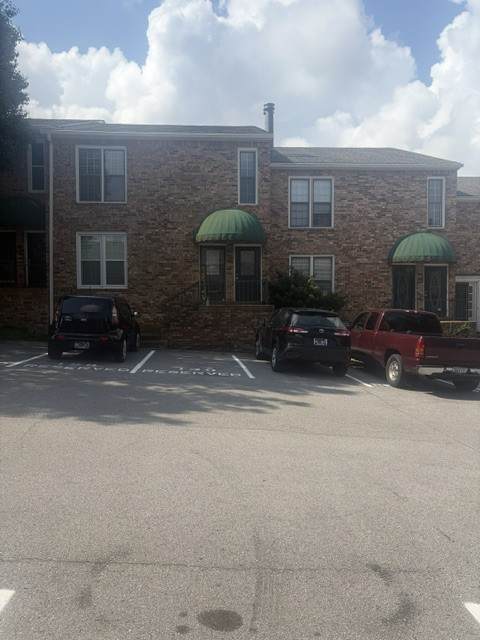 130 Matthew Ln - Photo 1