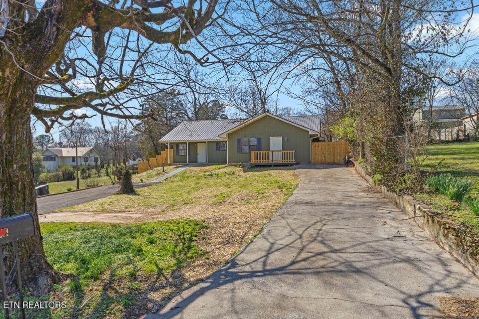 https://bt-photos.global.ssl.fastly.net/nashville/1280_boomver_2_RTC3269906-1.jpg