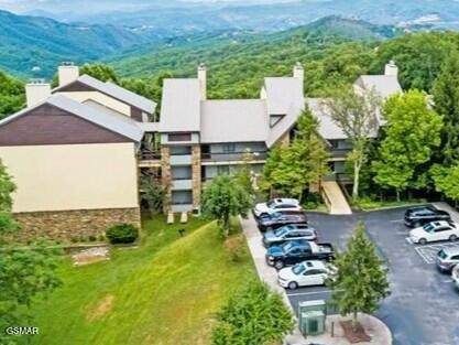 1130 Ski View Drive - Photo 1