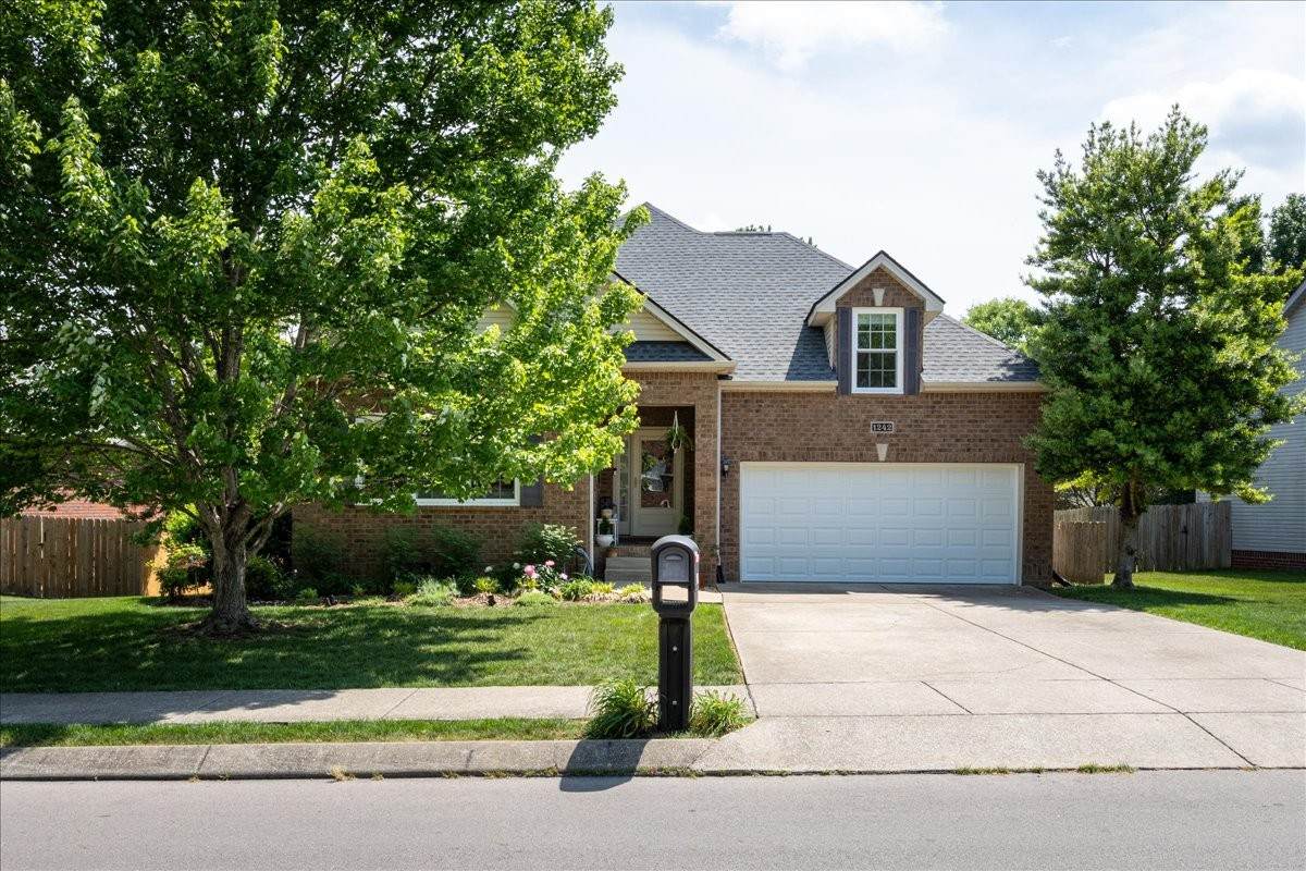 1242 Chapmans Retreat Dr - Photo 1