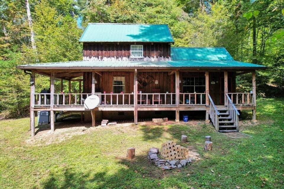 230 Big Towee Road - Photo 1