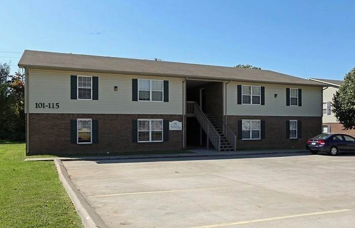 100 Mandarin Dr - Photo 1