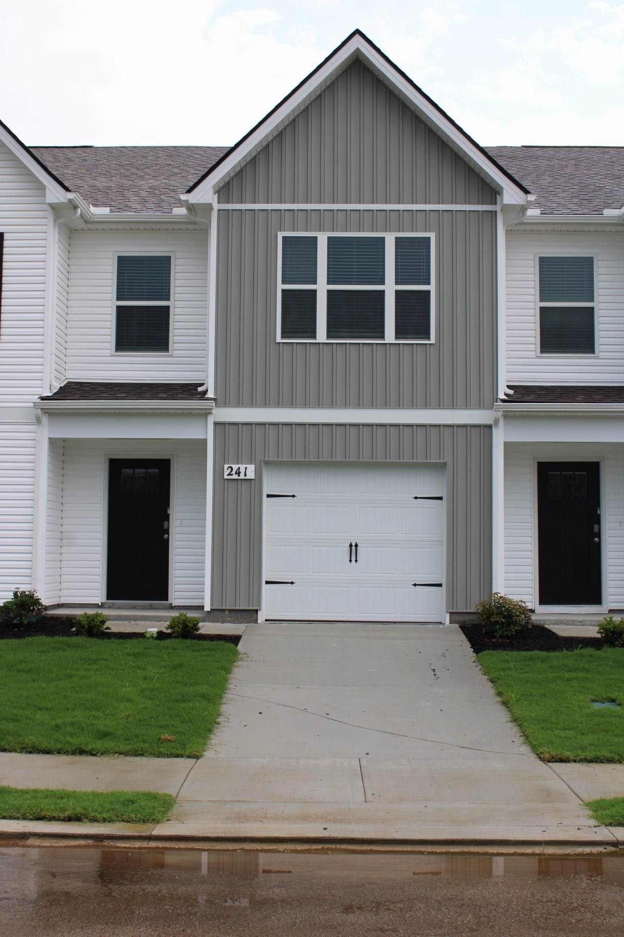 241 Mackenzie Way - Photo 1