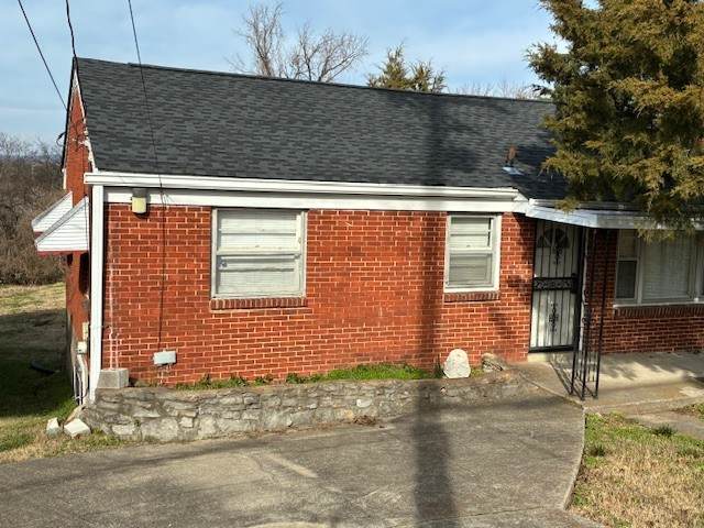 3800 Tigerbelle Dr - Photo 1