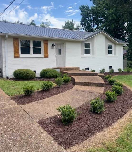 7211 Dianne Dr - Photo 1