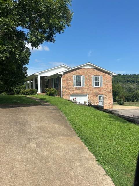https://bt-photos.global.ssl.fastly.net/nashville/orig_boomver_1_RTC3288415-1.jpg