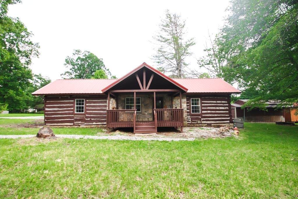 210 Kingwood Dr - Photo 1