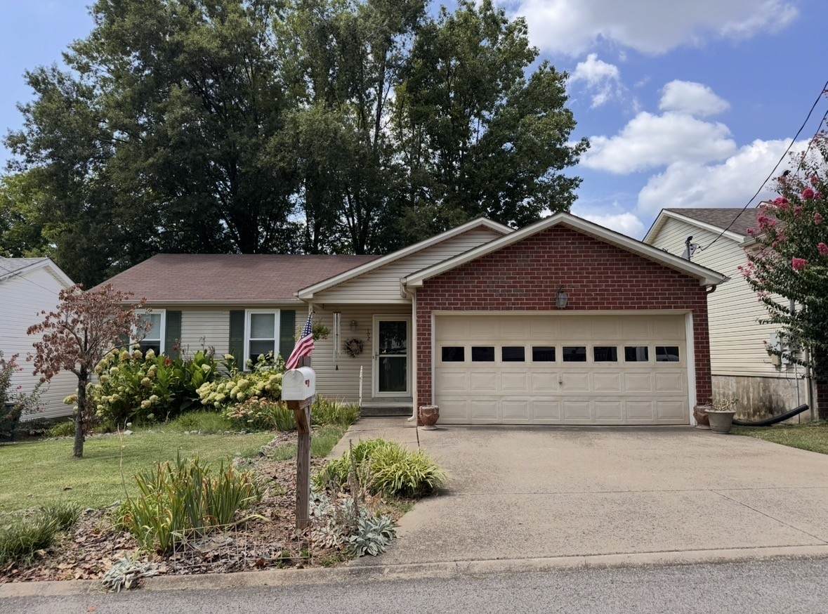 102 River Bend Rd - Photo 1