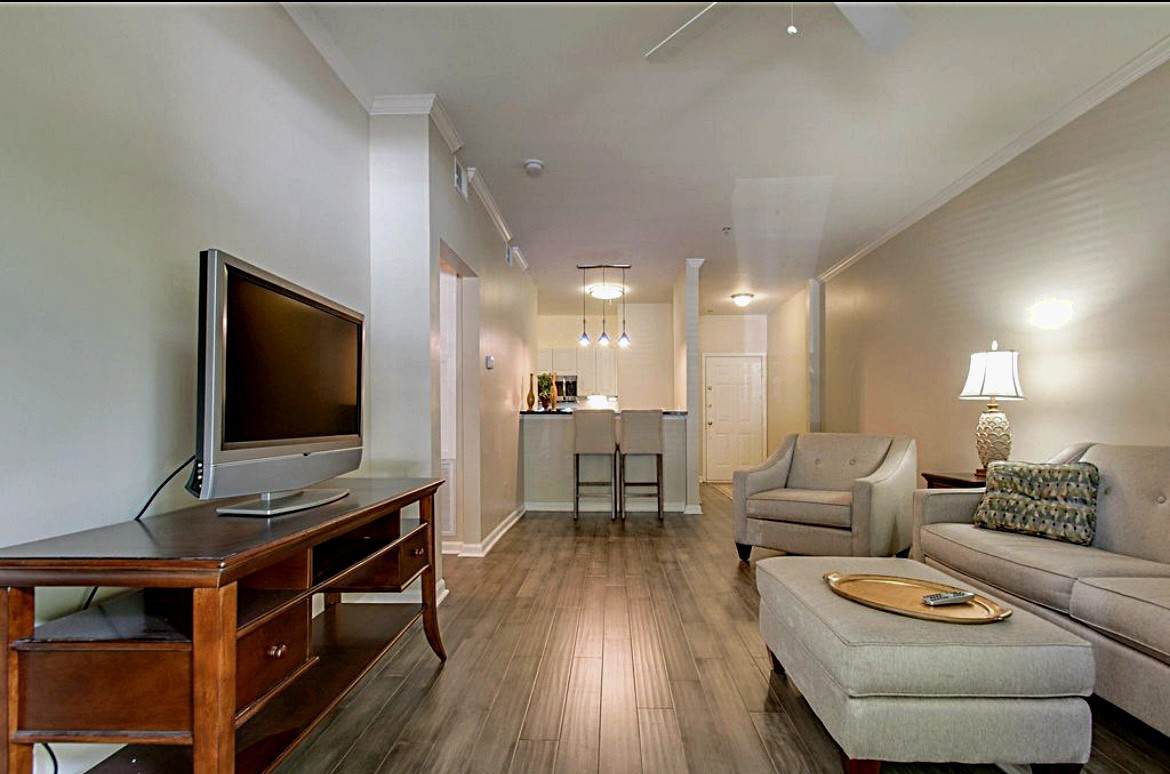 2025 Woodmont Blvd - Photo 1