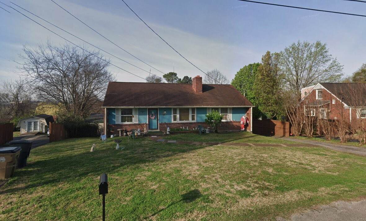 808 Potter Ln - Photo 1