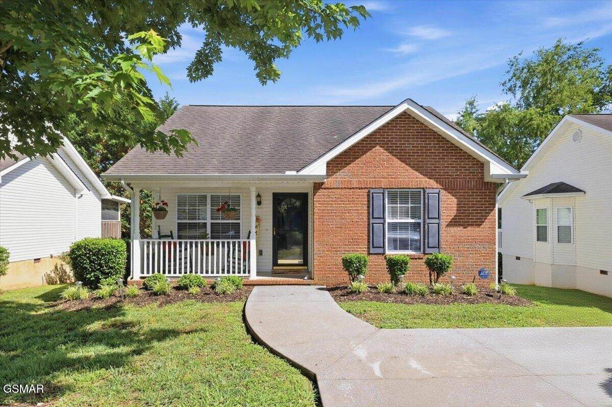 https://bt-photos.global.ssl.fastly.net/nashville/orig_boomver_1_RTC3302150-1.jpg