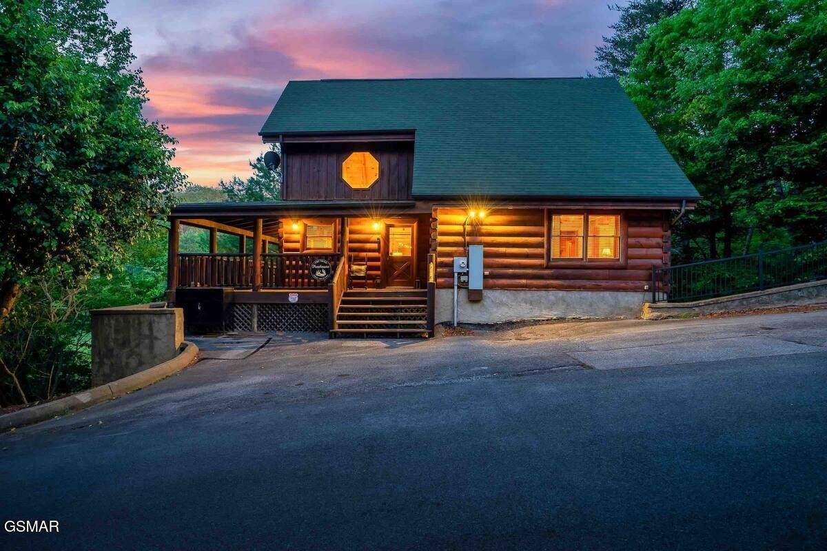2016 Bear Haven Way - Photo 1