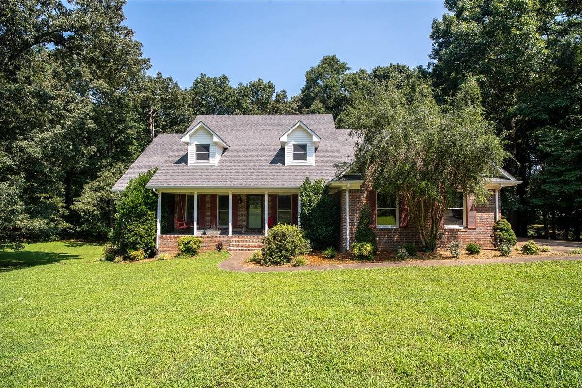 11 Ashley Ct - Photo 1