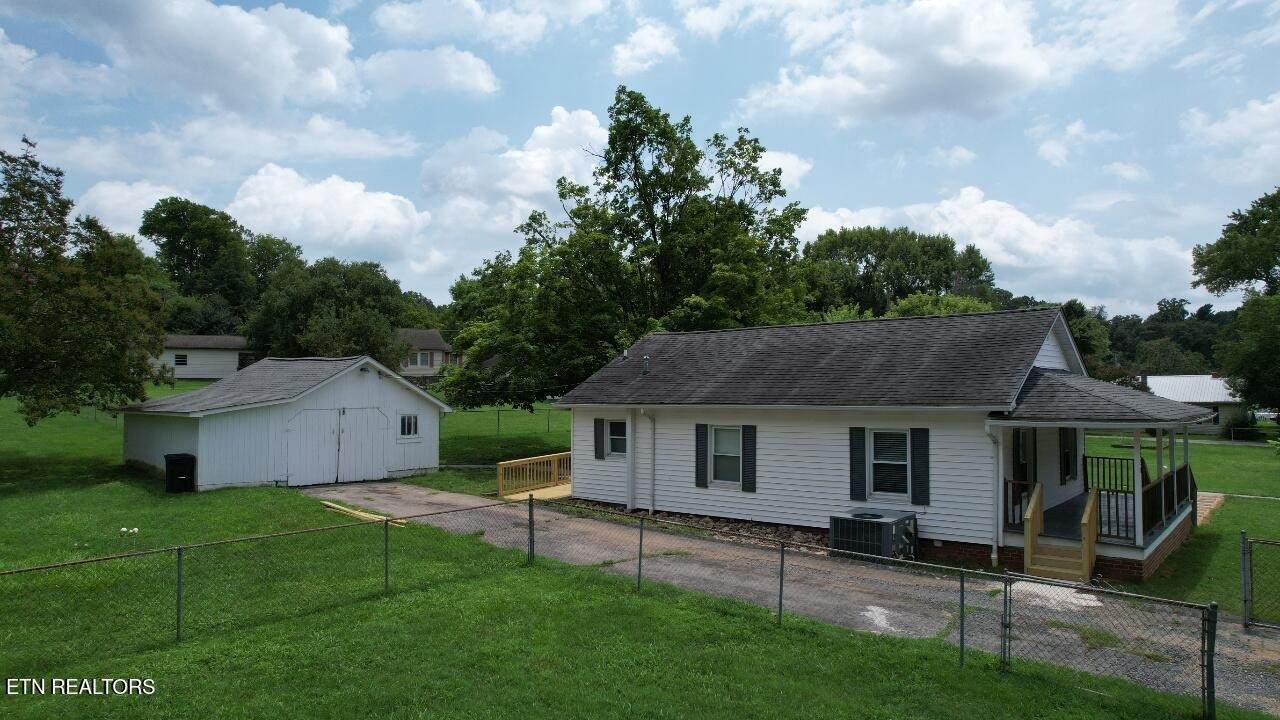 https://bt-photos.global.ssl.fastly.net/nashville/orig_boomver_1_RTC3312158-1.jpg