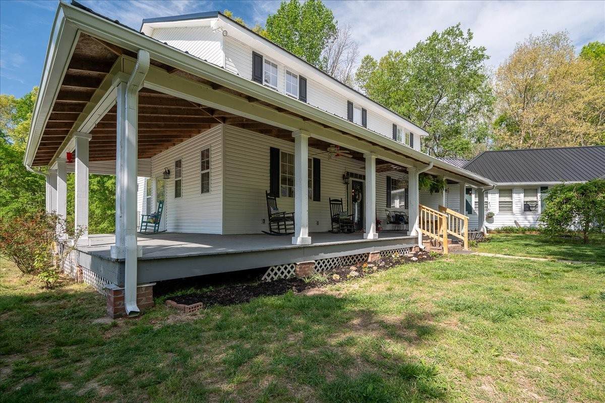 226 Nash Rd - Photo 1