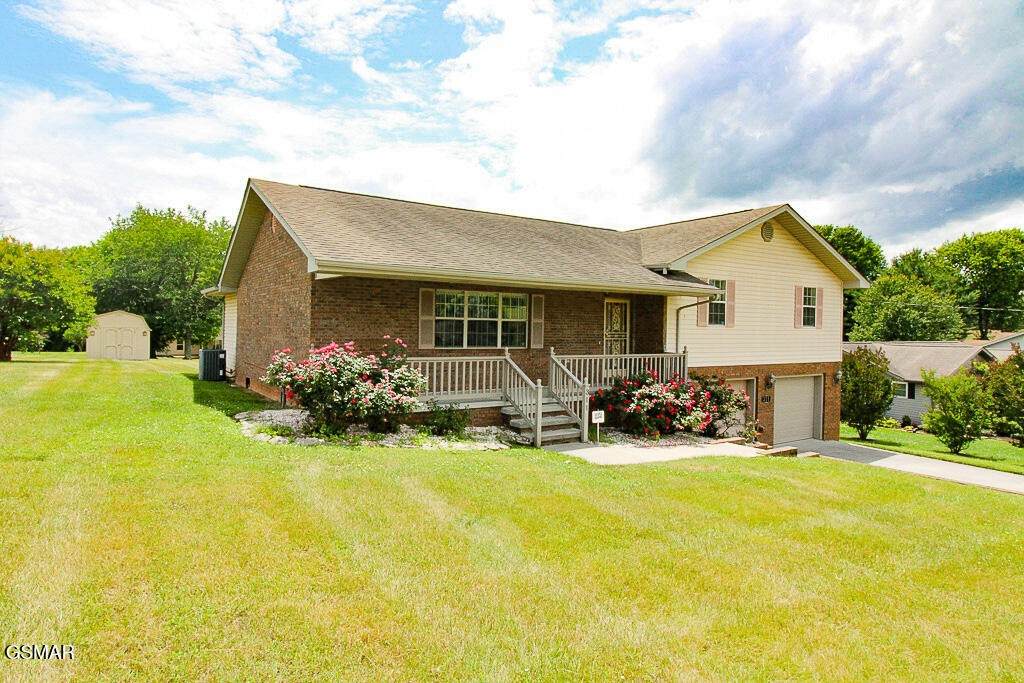311 Newman Drive - Photo 1